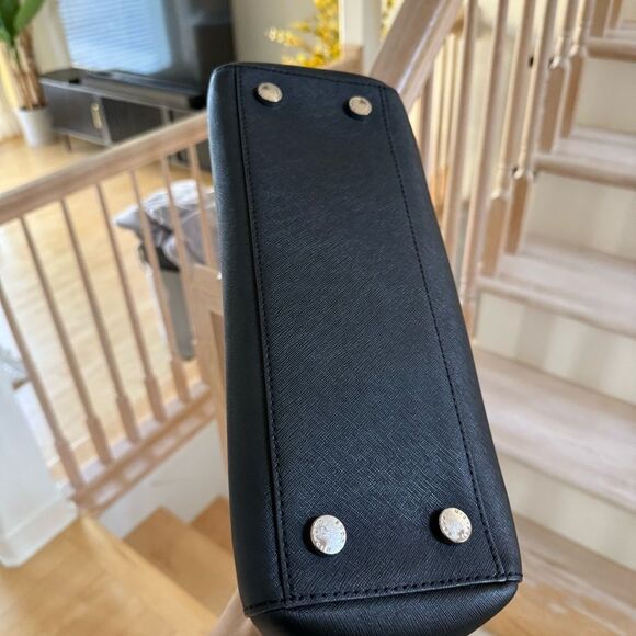 Michael Kors Sutton Medium Saffiano Leather Satchel in Black - Picture 4 of 15